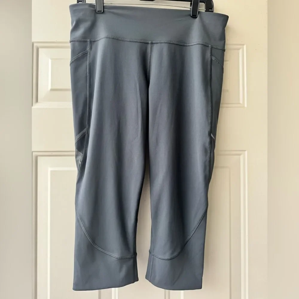 Lululemon Women Capris Leggings 18,5 in Size 12